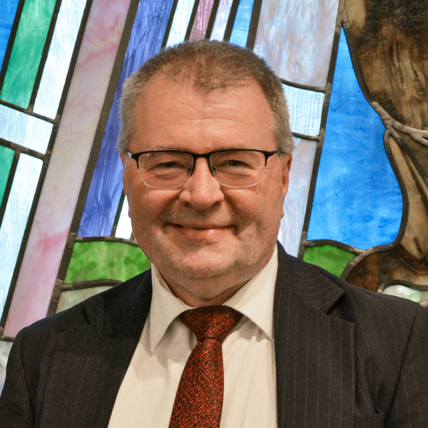 Dr. Mike Pfeifer